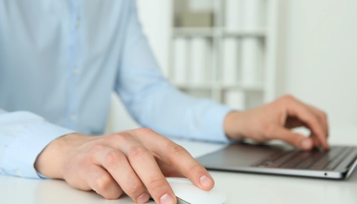 How To Track Clicks & Performance On Email Signature Banners